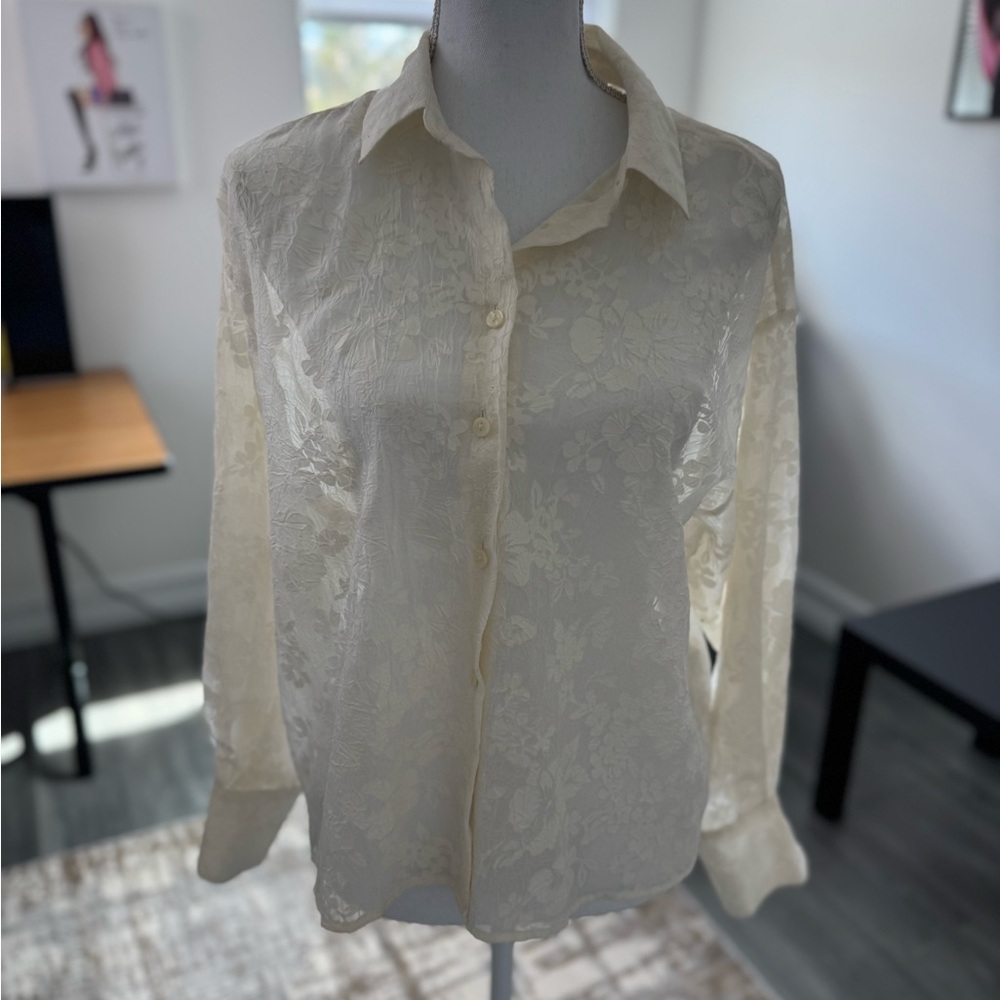 Zara Basic Floral Cream Button-Up Blouse